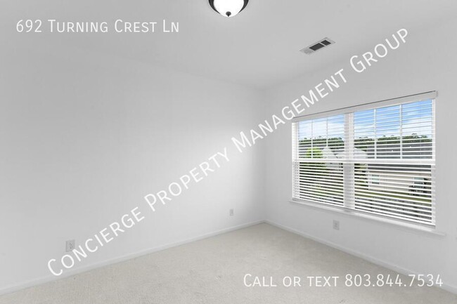 Building Photo - 692 Turning Crest Ln