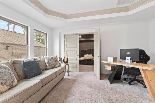 Building Photo - 712 Fall Rock Branch Dr