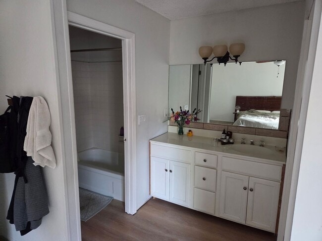 Building Photo - COMING IN SEPTEMBER! East Flagstaff Home w...