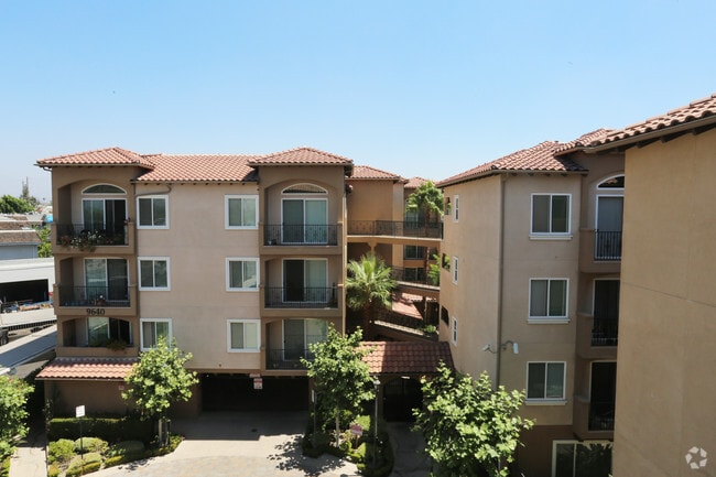 Building - Cantabria Senior Apartments