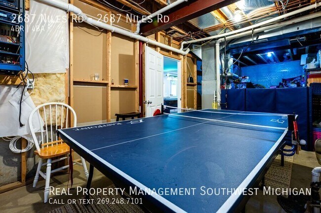 Building Photo - 2687 Niles Rd