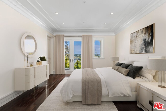 Building Photo - 2229 Summitridge Dr