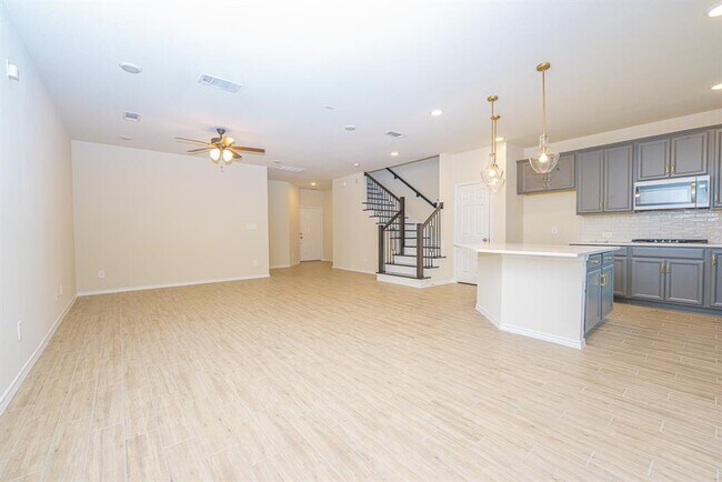 Building Photo - 10303 Harmon Smith Dr.