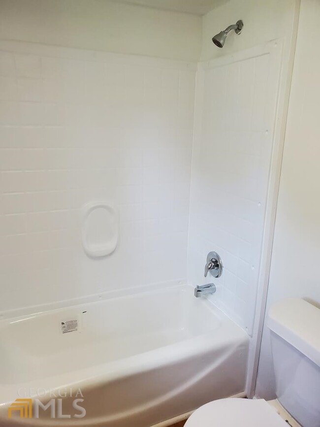 Building Photo - 641 Waterworks Rd