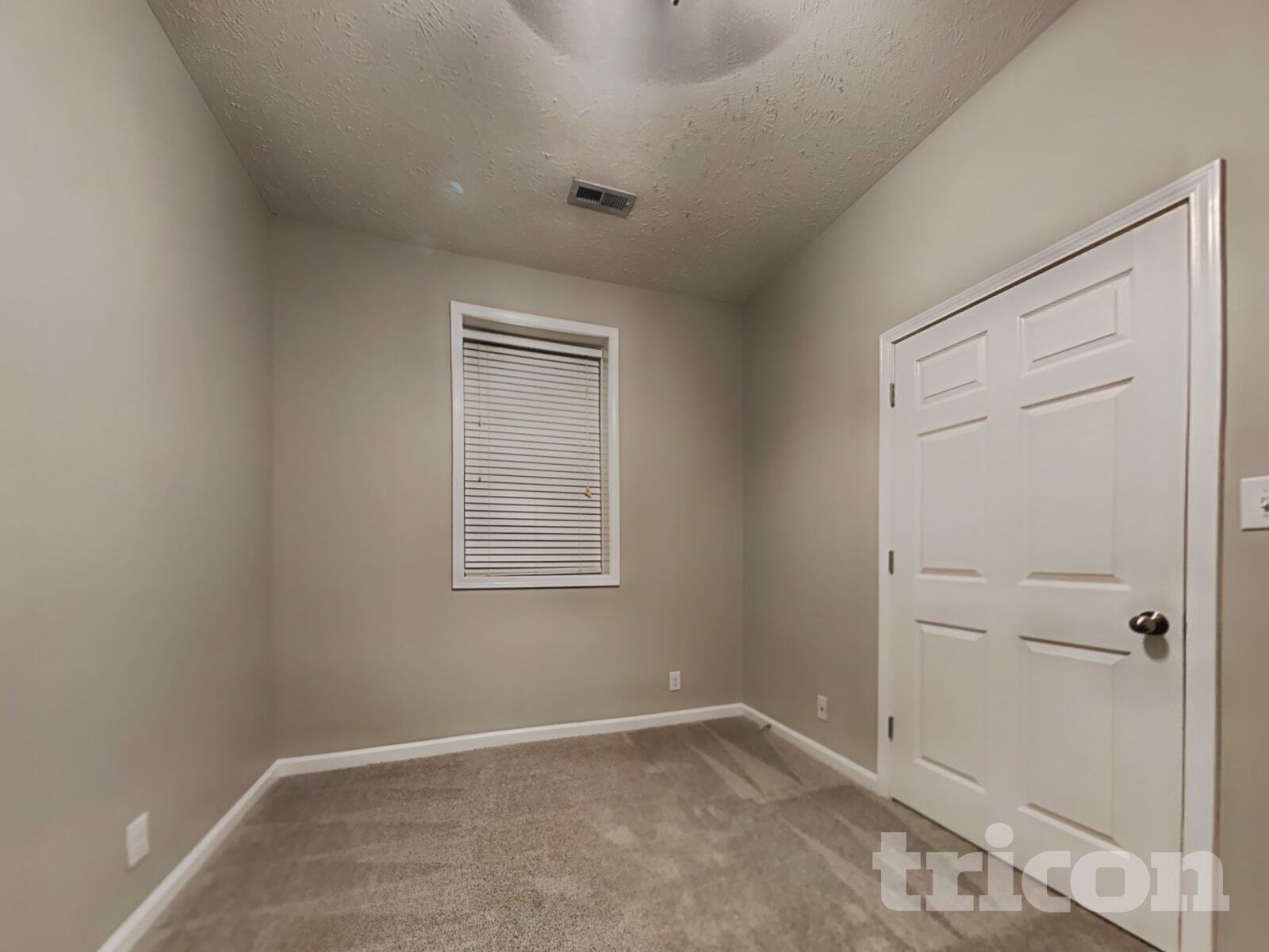 Building Photo - 1612 Broad Cir