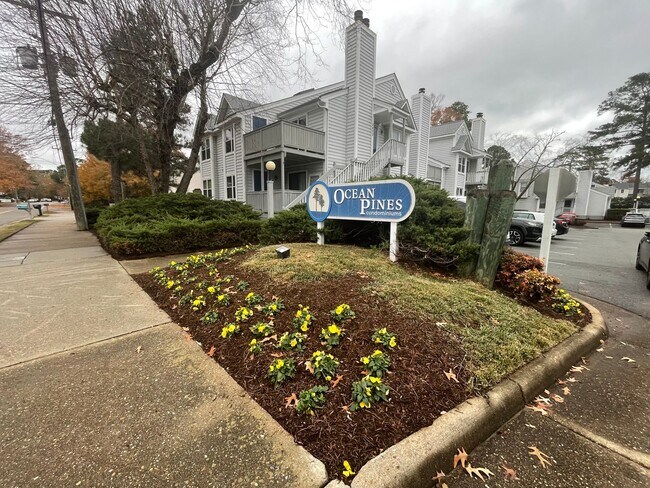 Building Photo - Ocean Pines condo fully furnished! Locatio...