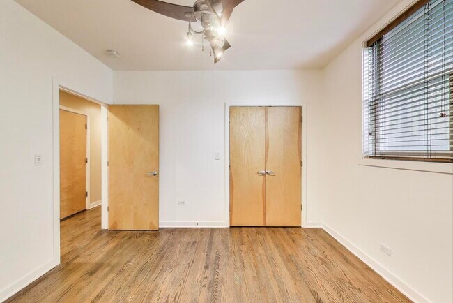 Building Photo - 421 S Ridgeland Ave