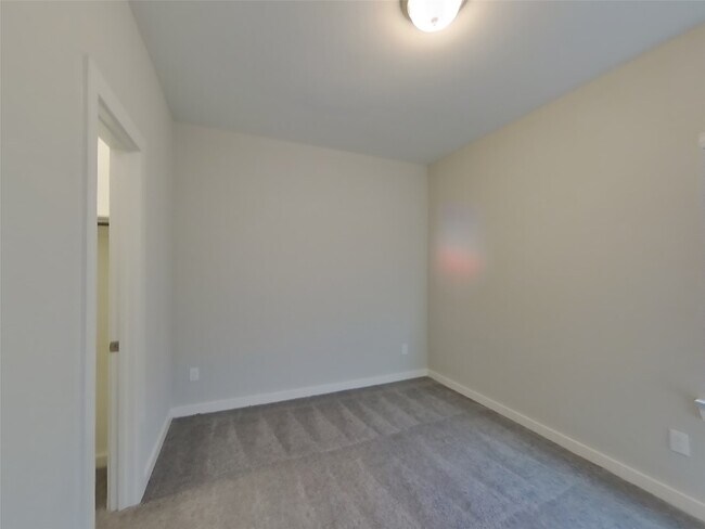 Building Photo - 2415 Cohorn Trl