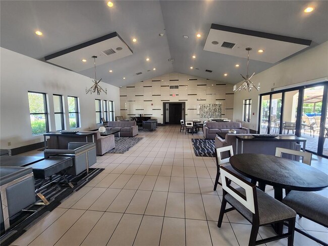 Building Photo - 9362 Tyrella Pine Trail