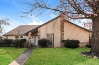 Building Photo - 608 San Carlos Dr