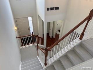 Building Photo - 149 S Vista