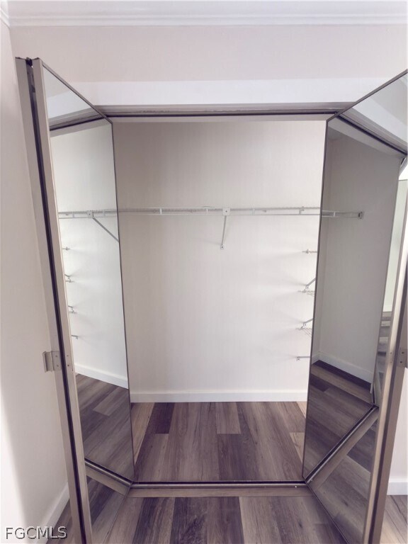 Building Photo - 17455 Silver Fox Dr