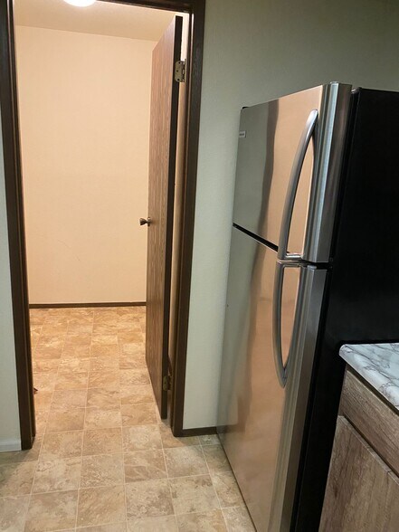 Building Photo - 14555 NE 32nd St