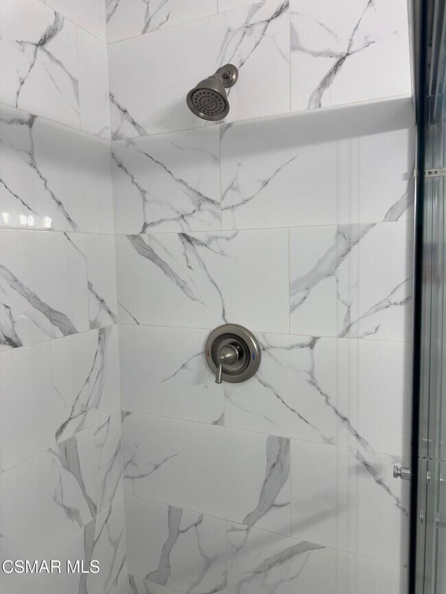 Building Photo - 1694 Regent St