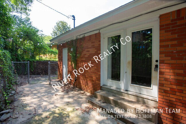 Building Photo - 11101 Birchwood Dr
