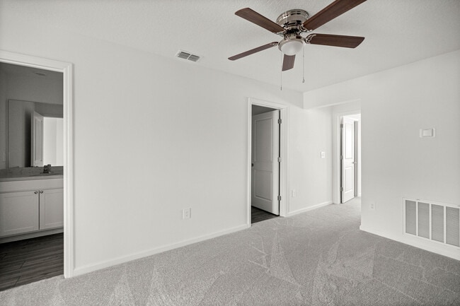 Building Photo - 4929 SW 81st St