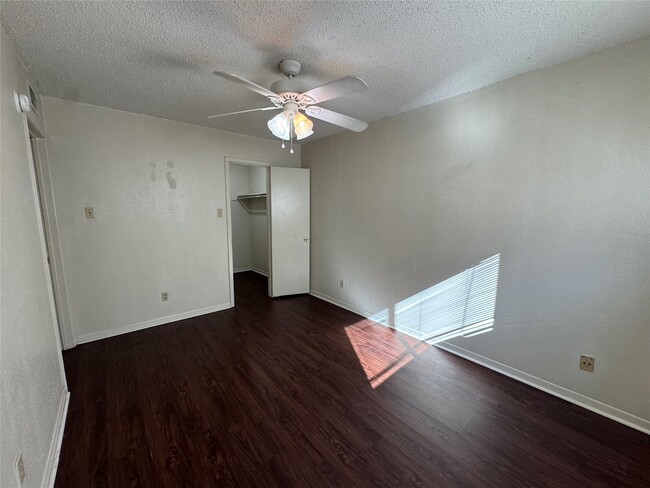 Building Photo - 3755 Delaware St