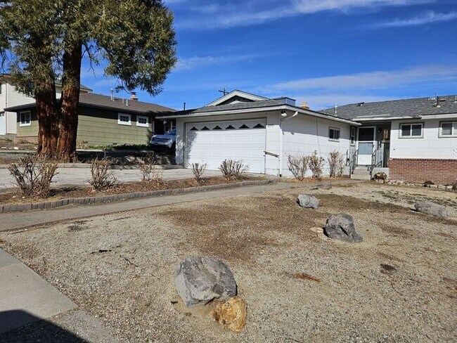 Building Photo - 3bed 2bath Northwest Reno Home, A must see
