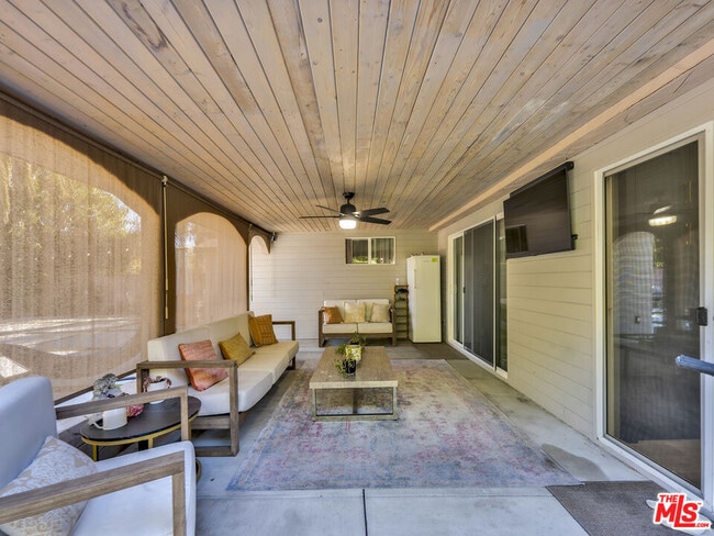 Building Photo - 6842 Ranchito Ave