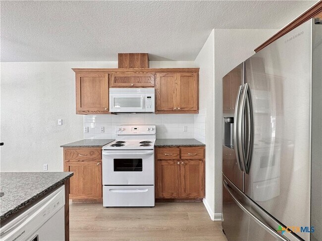 Building Photo - 1411 Bergin Ct