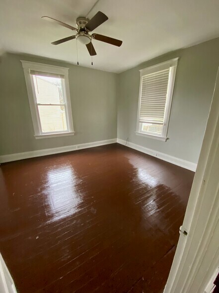 Building Photo - 3927 Cass Ave