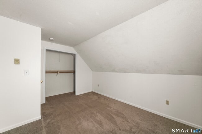 Building Photo - 209 Pne Ln Ext