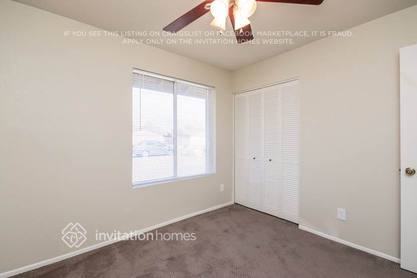 Building Photo - 3943 W Windrose Dr