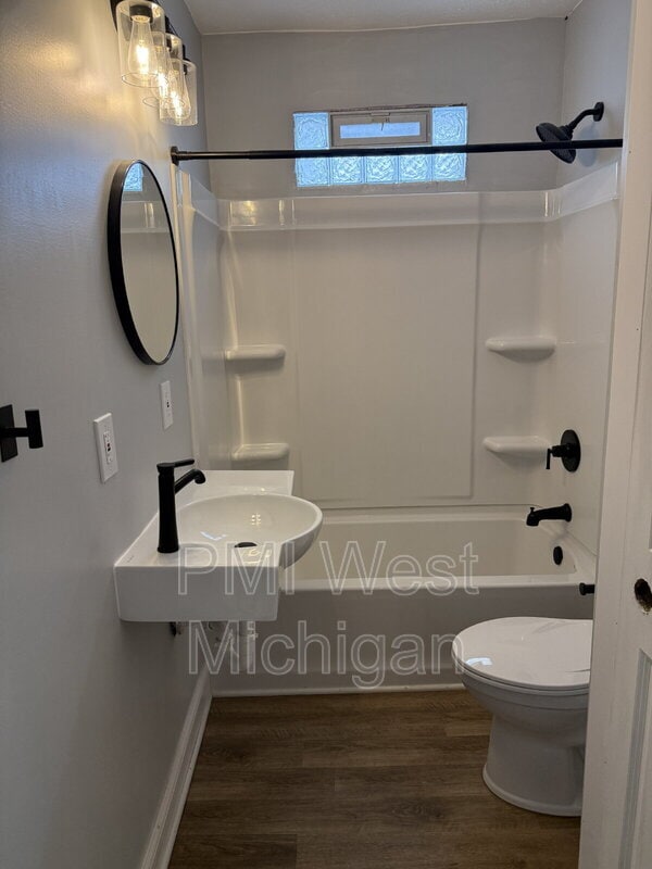 Building Photo - 1317 Morgan St NW