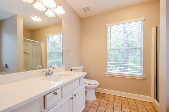 Building Photo - 21928 New Forest