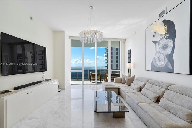 Building Photo - 16001 Collins Ave