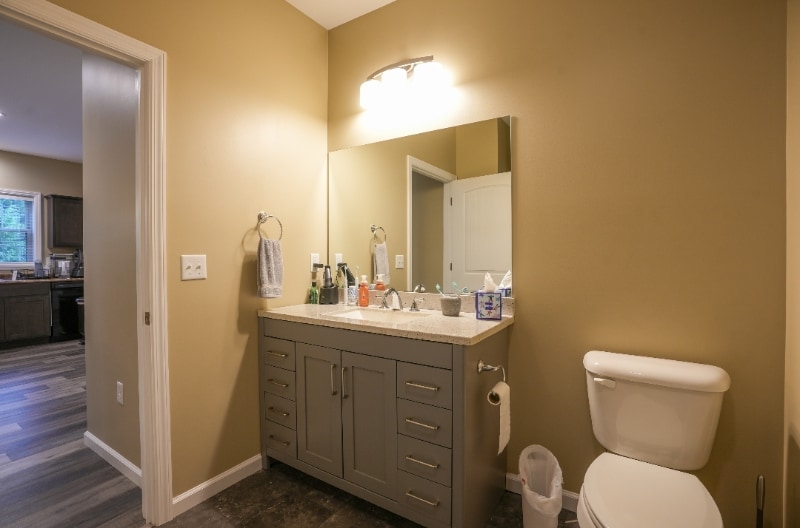 Building Photo - 126 S Beckman Dr