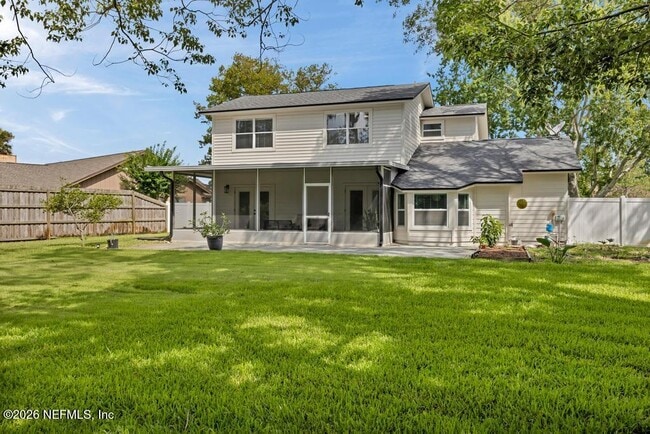Building Photo - 14352 Crystal Cove Dr S