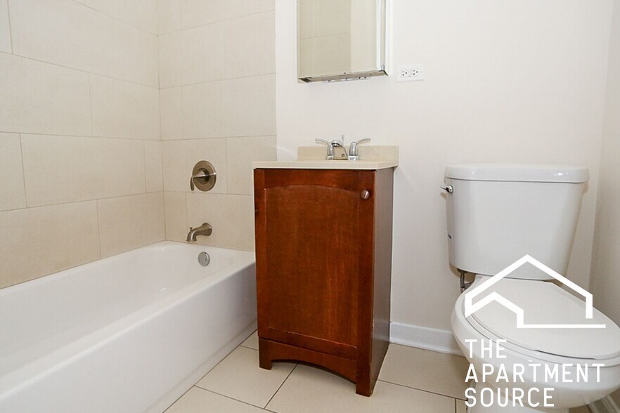 Building Photo - 2177 W Giddings St