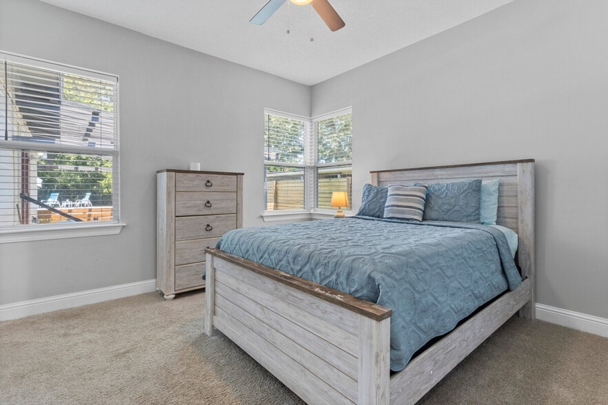 Building Photo - 134 Lee St