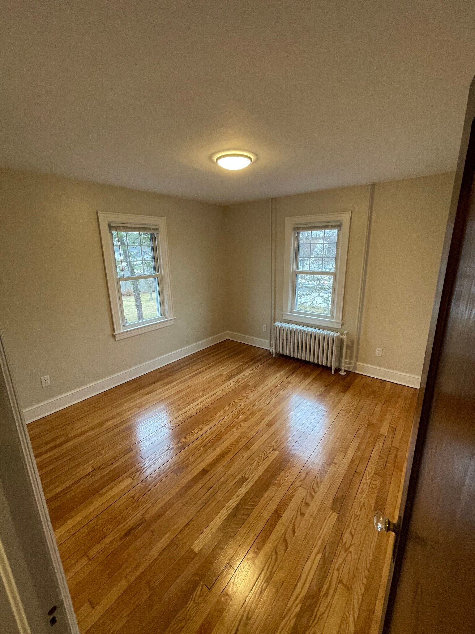 Building Photo - 464 Central Ave