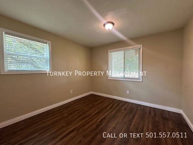 Building Photo - 5101 N Walnut Rd