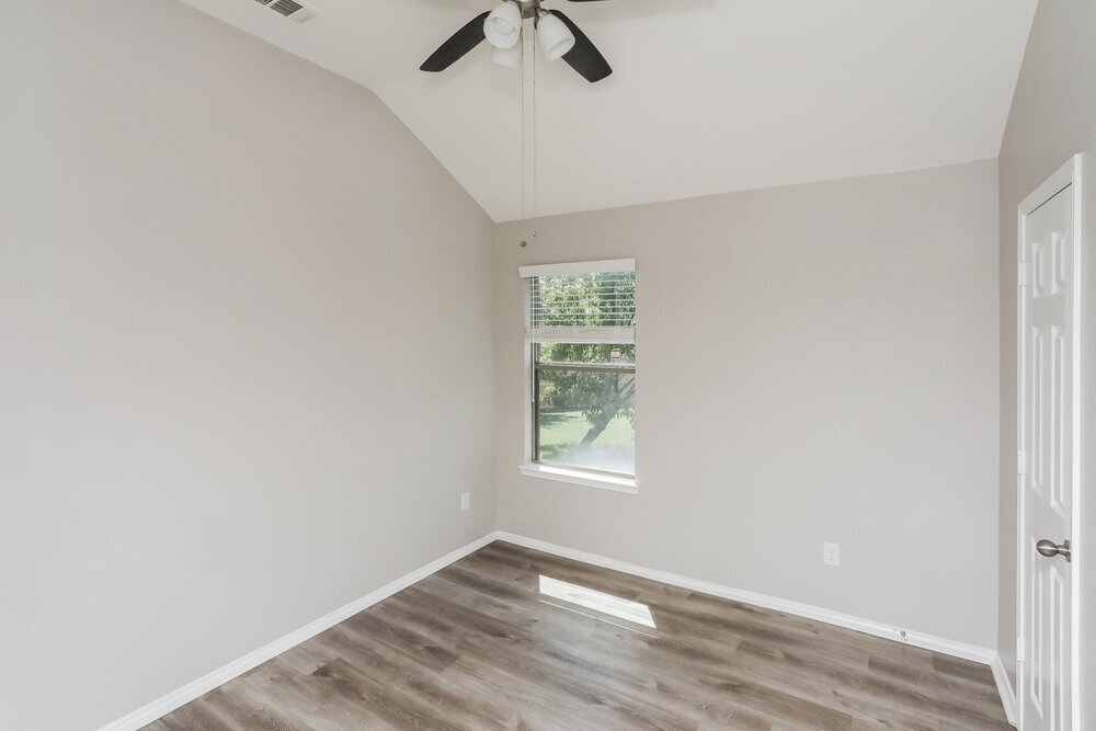 Building Photo - 9101 Prairie Hen Dr
