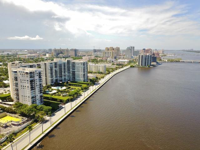 Building Photo - 1701 S Flagler Dr
