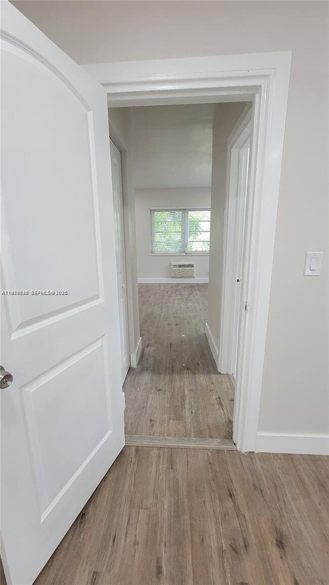 Building Photo - 1533 Jefferson Ave