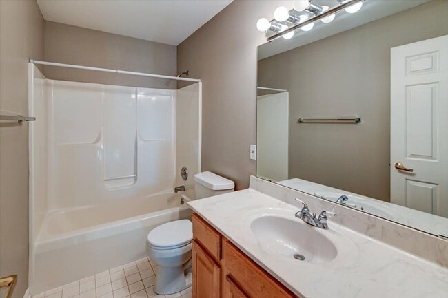 Building Photo - Beautifully updated 4 bedroom home in Southbridge, Waunakee