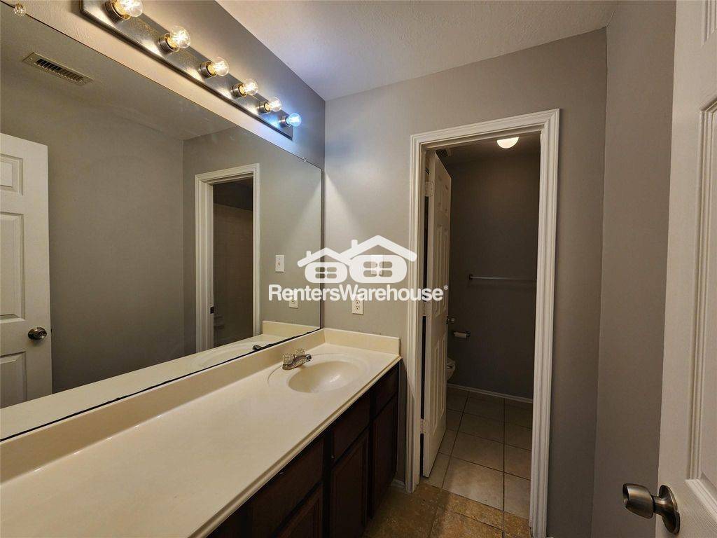 Building Photo - 22034 Guston Hall Ln