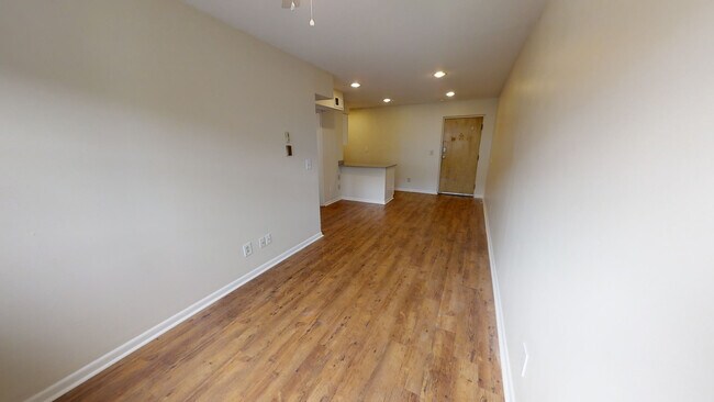 Building Photo - 31 Chittenden Ave