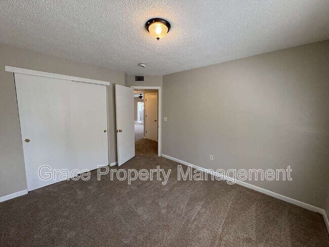Building Photo - 1599 Benton St