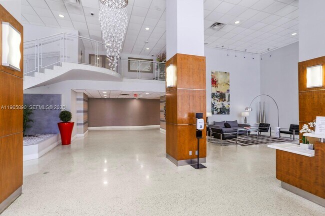 Building Photo - 3000 S Ocean Dr