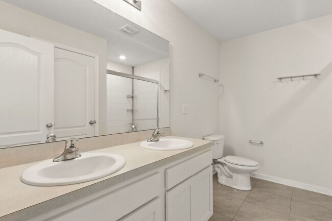 Building Photo - Charming 3-Bedroom Home in Nassau Crossing...