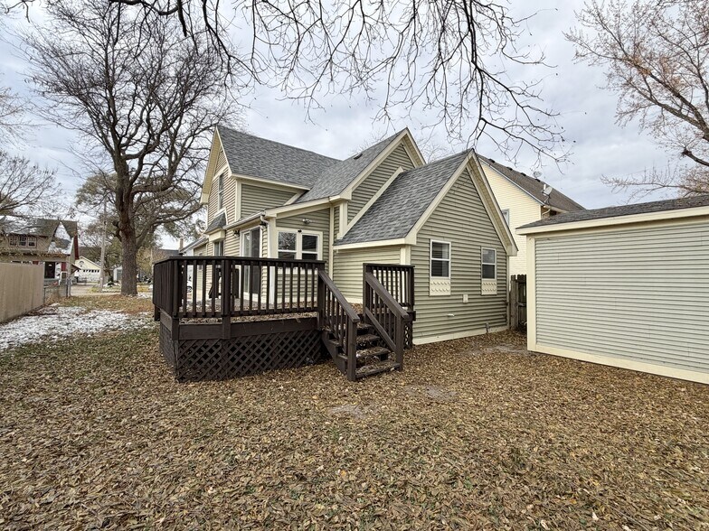 Building Photo - 955 10th St