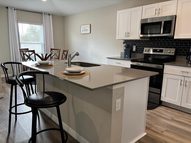 Building Photo - 5365 Maddie Dr