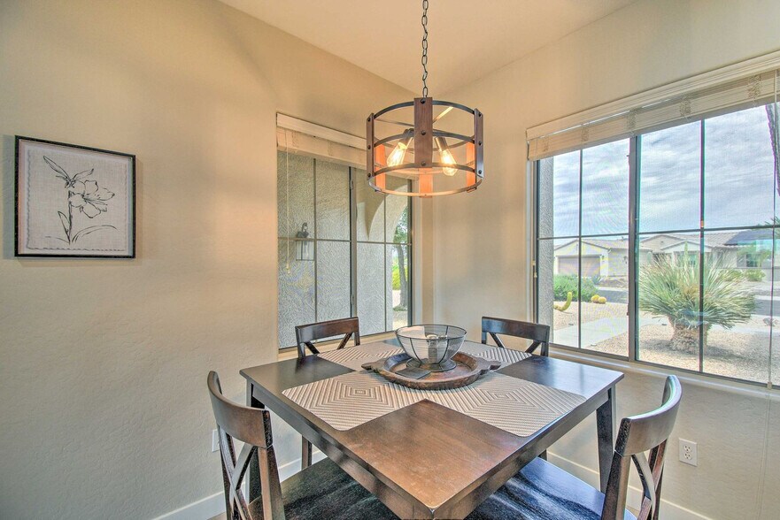 Building Photo - 15033 W Home Run Dr