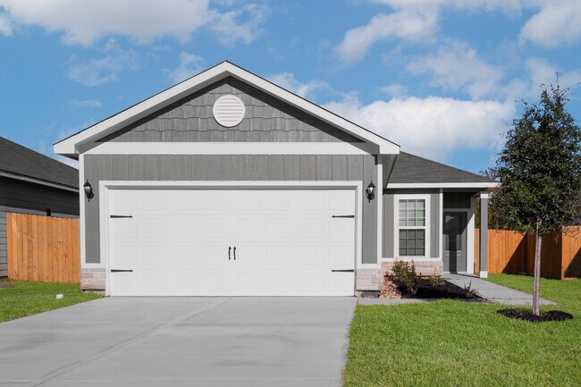 Primary Photo - 15479 Maple Ter Dr