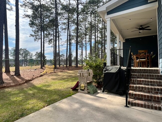 Building Photo - 775 Ave of the Carolinas